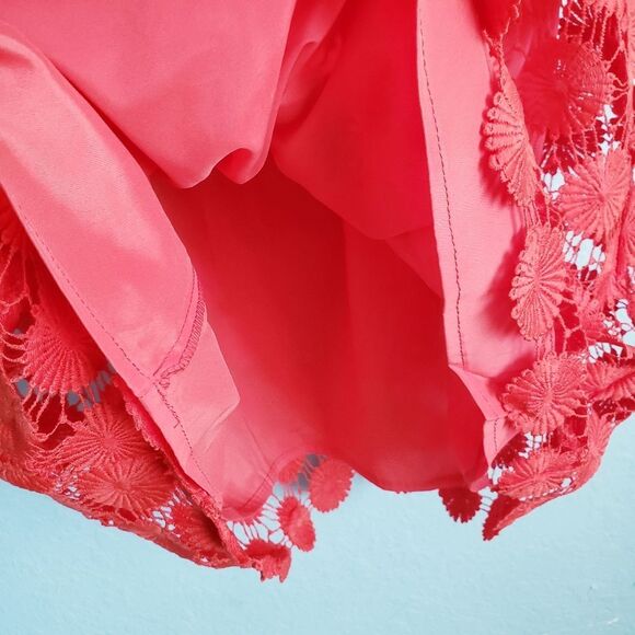 Trina‎ Turk - Picture 6 of 9